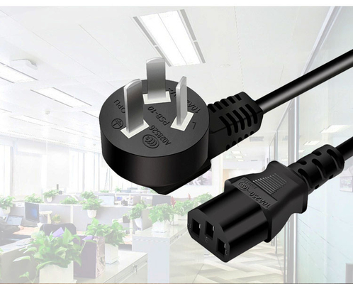 IEC impermeável elétrico 2,5 do cabo distribuidor de corrente de 3Pin CCC um cabo de alimentação 250V
